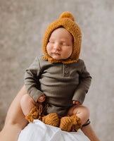 Bronze Merino Wool Baby Bonnet & Booties